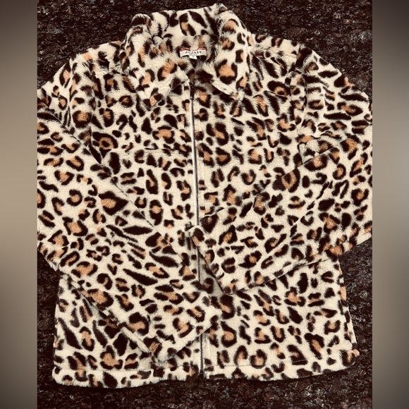 ANDREE BY UNIT FAUX FUR LEOPARD JACKET SIZE SMALL - Picture 13 of 16